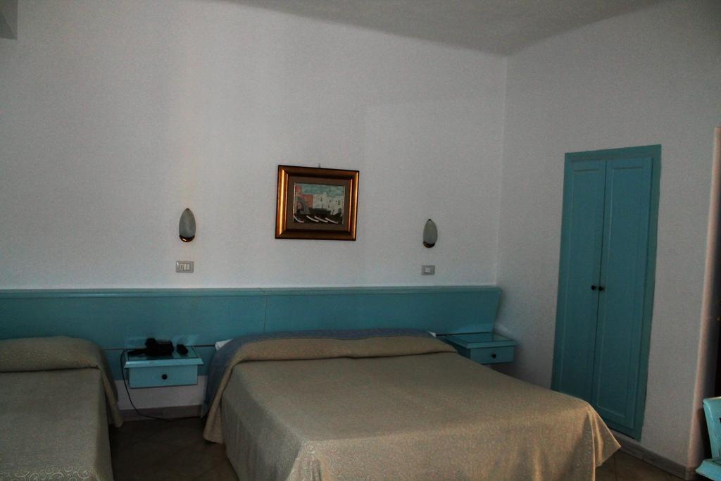 Hotel Eugenio Искья Экстерьер фото